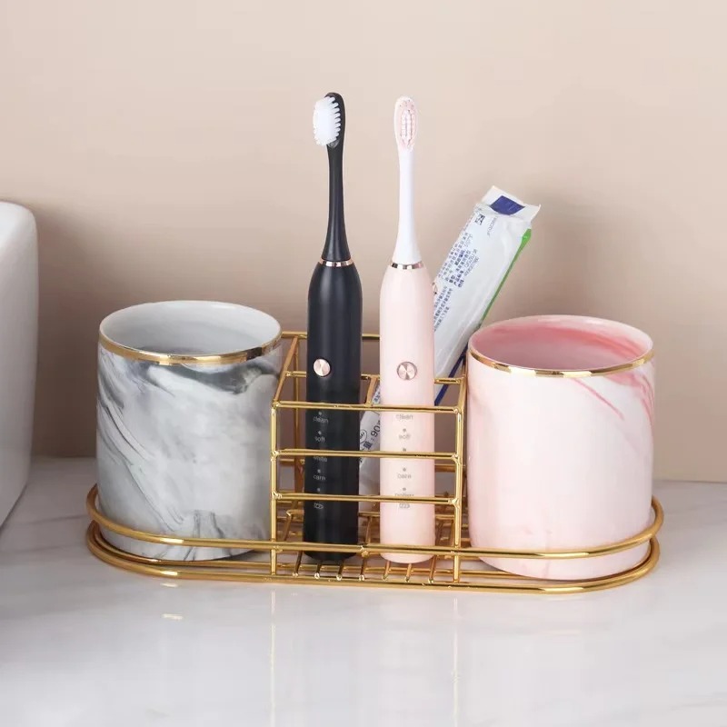 Portaspazzolino resistente, po - Toothbrush Holder Set recensione e prezzo